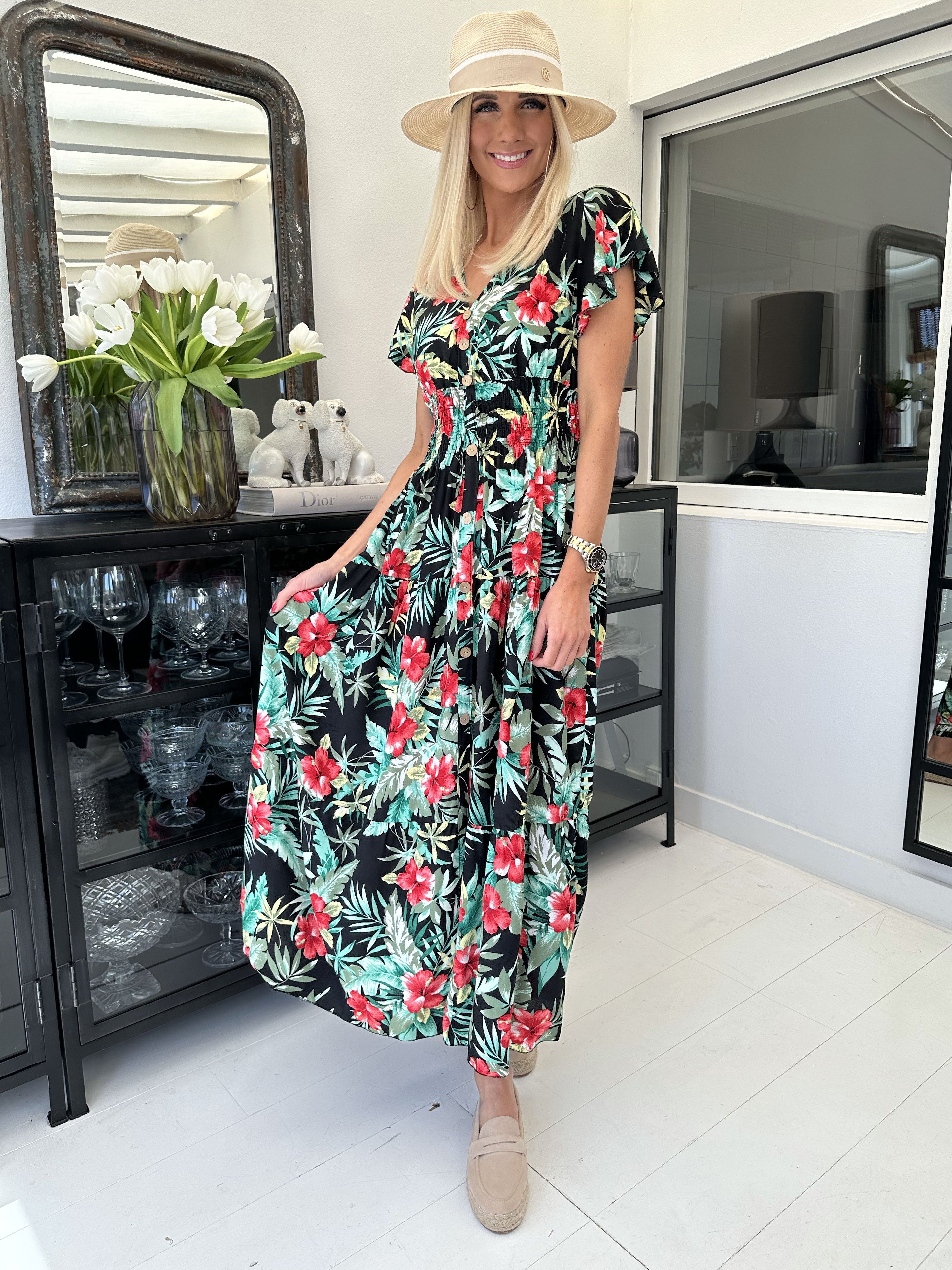 Summer Amada - Fin sommarklänning med blommönster och träknappar